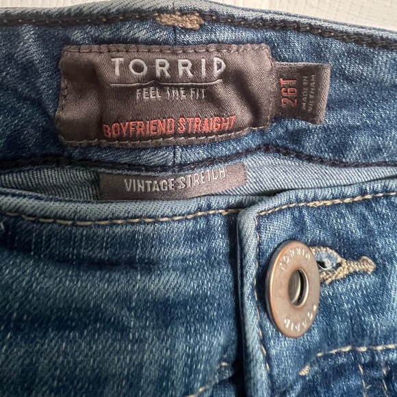 Torrid Size 26T Boyfriend Straight Vintage Stretch Jeans - Picture 8 of 11